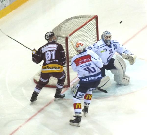 Photo hockey Suisse - National League - Suisse - National League : Genève (Genève-Servette HC) - Play Off LNA ½ finale - Genève égalise