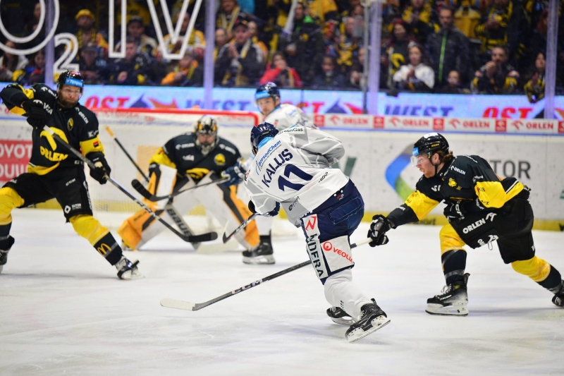 Photo hockey TELH - Tipsport Extraliga Ledního Hokeje - TELH - Tipsport Extraliga Ledního Hokeje - TELH : Encore un revers