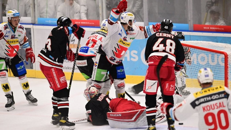 Photo hockey TELH - Tipsport Extraliga LednÃho Hokeje - TELH - Tipsport Extraliga LednÃho Hokeje - TELH : Enfin la victoire ! Photo hockey TELH - Tipsport Extraliga LednÃho Hokeje - TELH - Tipsport Extraliga LednÃho Hokeje - TELH : Enfin la victoire !