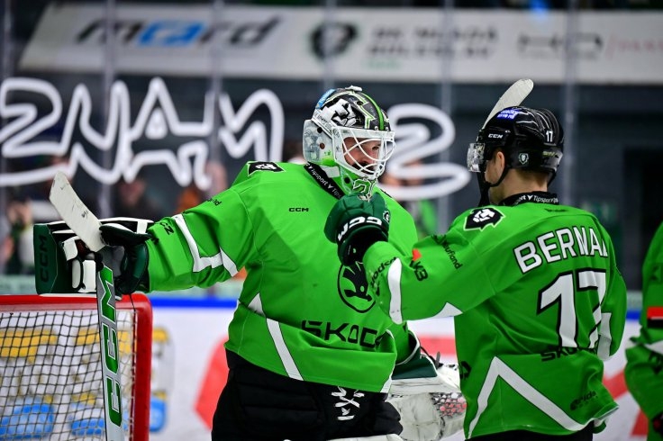Photo hockey TELH - Tipsport Extraliga Ledního Hokeje - TELH - Tipsport Extraliga Ledního Hokeje - TELH : La survie en jeu