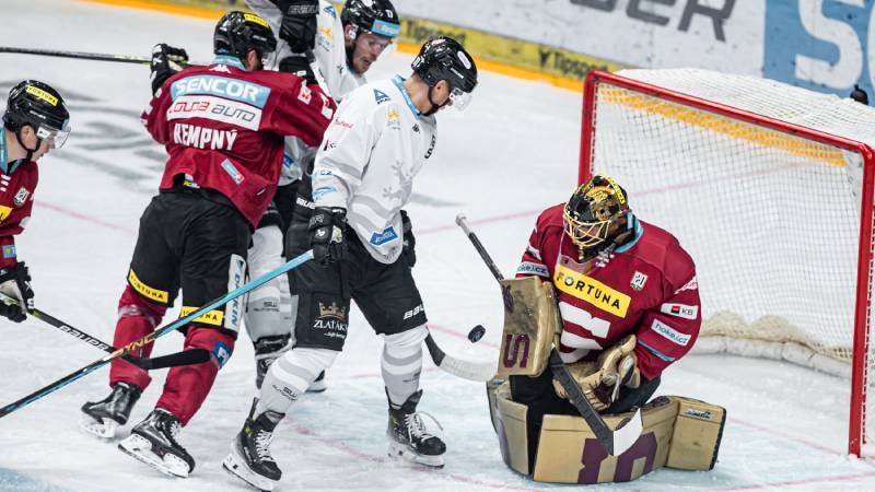 Photo hockey TELH - Tipsport Extraliga LednÃho Hokeje - TELH - Tipsport Extraliga LednÃho Hokeje - TELH : Opportunisme dans la capitale Photo hockey TELH - Tipsport Extraliga LednÃho Hokeje - TELH - Tipsport Extraliga LednÃho Hokeje - TELH : Opportunisme dans la capitale