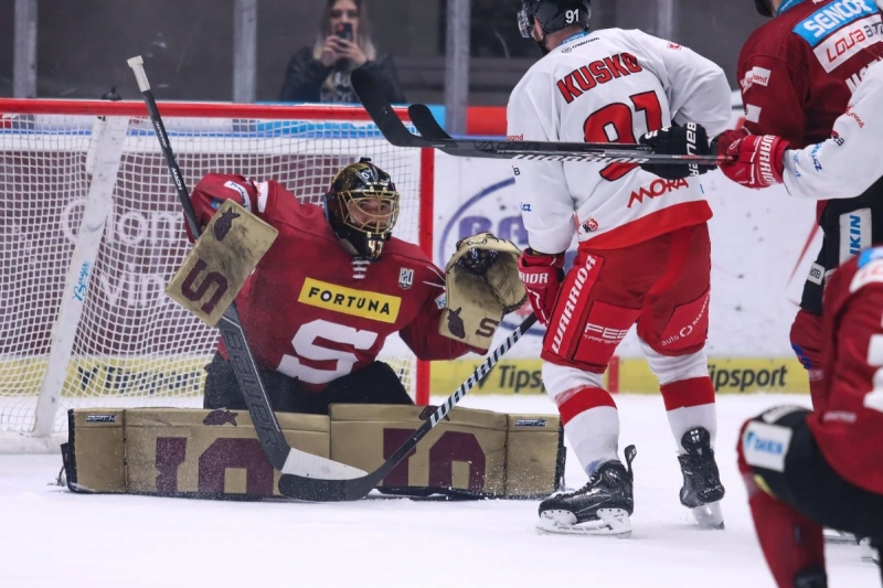 Photo hockey TELH - Tipsport Extraliga LednÃho Hokeje - TELH - Tipsport Extraliga LednÃho Hokeje - TELH : Plus de peur que de mal Photo hockey TELH - Tipsport Extraliga LednÃho Hokeje - TELH - Tipsport Extraliga LednÃho Hokeje - TELH : Plus de peur que de mal