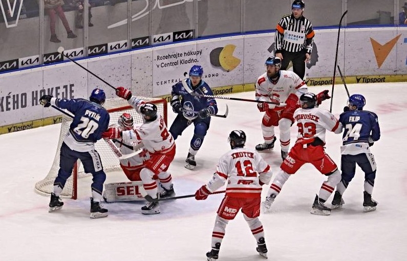 Photo hockey TELH - Tipsport Extraliga Ledního Hokeje - TELH - Tipsport Extraliga Ledního Hokeje - TELH : Sortir du trou