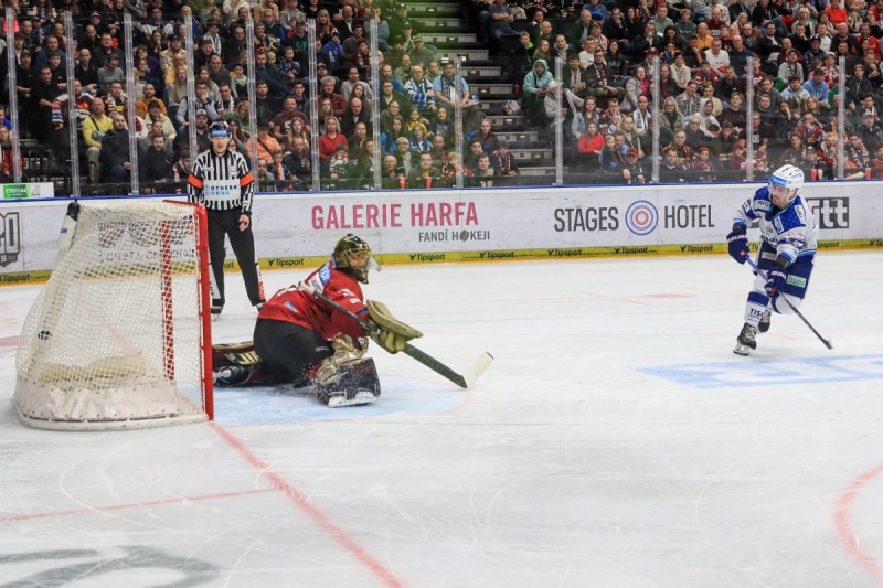 Photo hockey TELH - Tipsport Extraliga LednÃho Hokeje - TELH - Tipsport Extraliga LednÃho Hokeje - TELH : Suspense et victoire importante Photo hockey TELH - Tipsport Extraliga LednÃho Hokeje - TELH - Tipsport Extraliga LednÃho Hokeje - TELH : Suspense et victoire importante