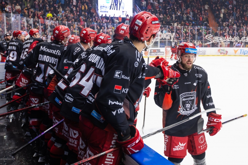 Photo hockey TELH - Tipsport Extraliga Ledního Hokeje - TELH - Tipsport Extraliga Ledního Hokeje - TELH : Un net succès pour conclure