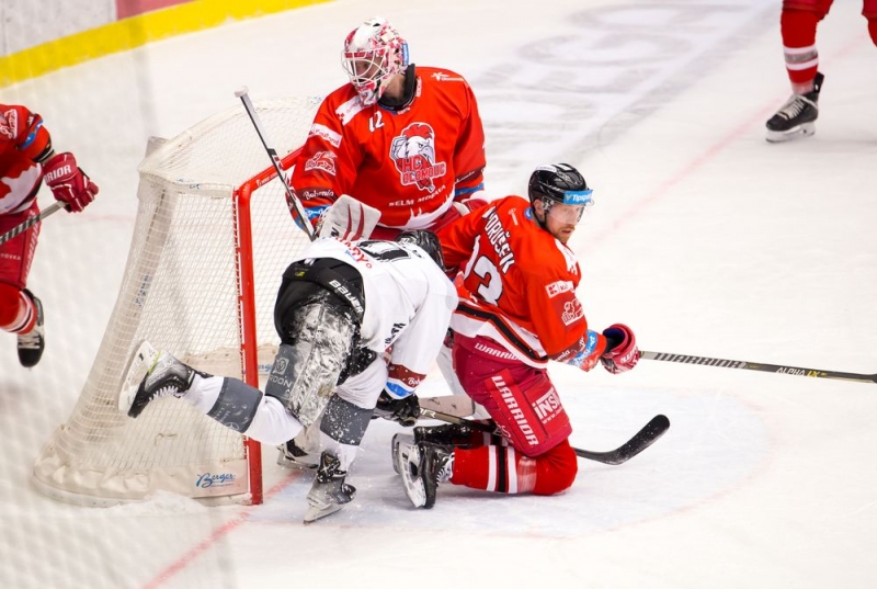 Photo hockey TELH - Tipsport Extraliga Ledního Hokeje - TELH - Tipsport Extraliga Ledního Hokeje - TELH : Un qualifié et deux prolongations