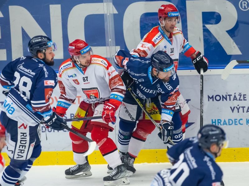 Photo hockey TELH - Tipsport Extraliga LednÃho Hokeje - TELH - Tipsport Extraliga LednÃho Hokeje - TELH : Victoire et 1er point pour Perret Photo hockey TELH - Tipsport Extraliga LednÃho Hokeje - TELH - Tipsport Extraliga LednÃho Hokeje - TELH : Victoire et 1er point pour Perret