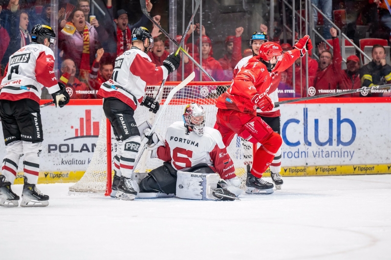 Photo hockey TELH - Tipsport Extraliga Ledního Hokeje - TELH - Tipsport Extraliga Ledního Hokeje - TELH : Il était temps !