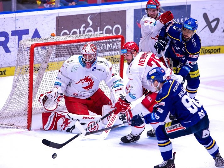 Photo hockey TELH - Tipsport Extraliga Ledního Hokeje - TELH - Tipsport Extraliga Ledního Hokeje - TELH : La comète décolle