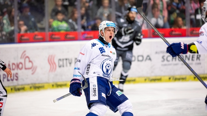 Photo hockey TELH - Tipsport Extraliga Ledního Hokeje - TELH - Tipsport Extraliga Ledního Hokeje - TELH : La comète irrattrapable 