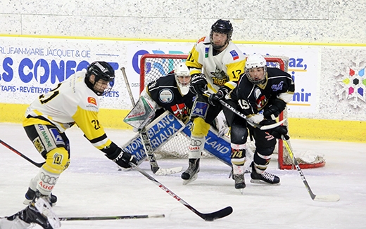 U20 - 1/2 finales : Court avantage au HC74
