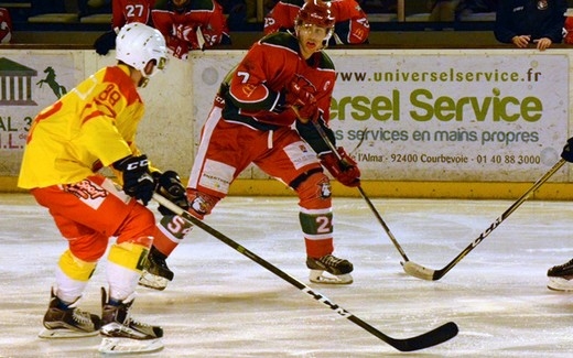 Les Coqs croquent les Renards