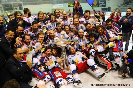 Rouen perd son titre