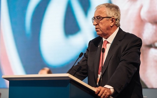 Le président de la FFHG Luc Tardif, a été élu président del'IIHF
