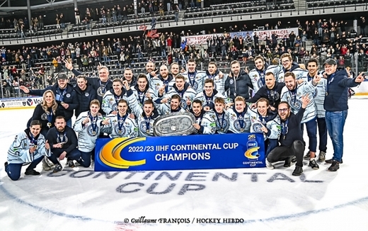 Les Slovaques du HK Nitra vainqueurs de la Continental Cup