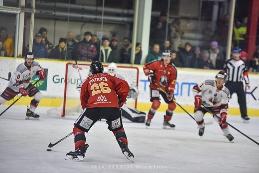 Les Pionniers rebasculent en playoffs !