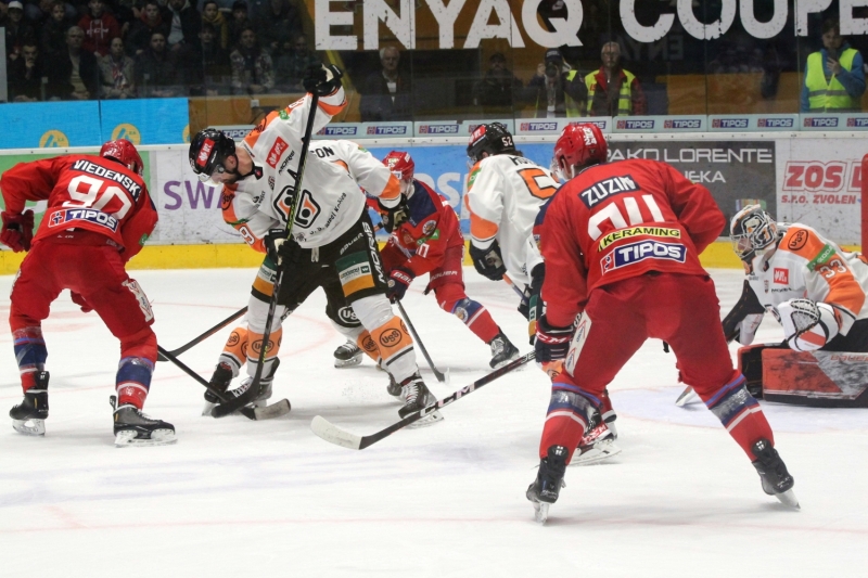 Tipos Extraliga : Presque