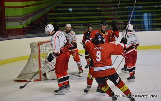 Derby survolé par les Aigles