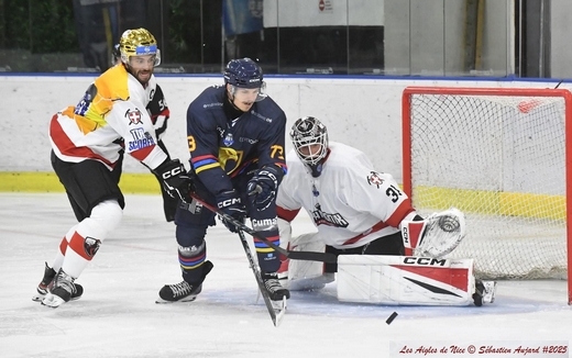Une victoire convaincante pour les Aigles