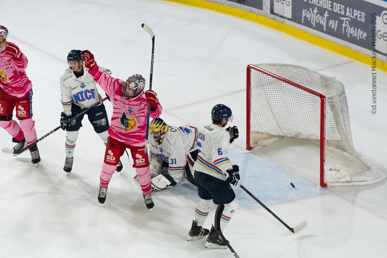 Les Aigles se brûlent les ailes à Grenoble