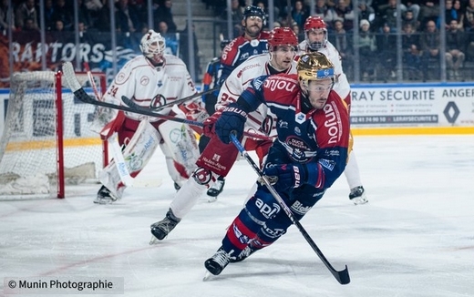 Briançon s'impose à Angers