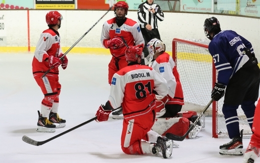 Valence chute lourdement sur sa glace - TF 1/2 Finale 2