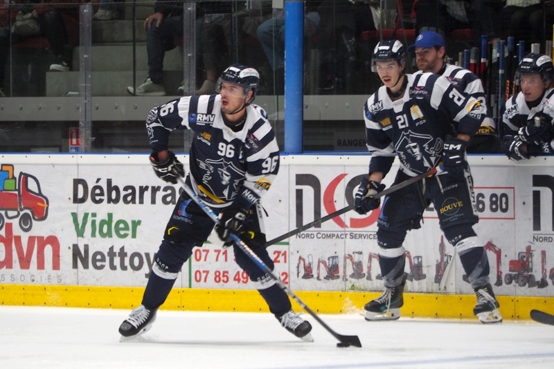 Zachary Gravel porte Dunkerque dans un festival de buts face à Tours : Dunkerque vs Tours 