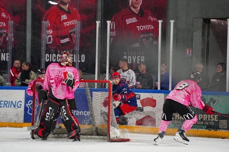 Valenciennes tombe avec les honneurs face à Lyon : Valenciennes vs Lyon