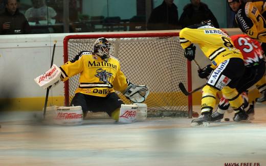 Les Dragons assurent