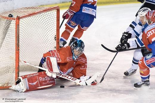 Gap creuse l’écart avec son dauphin