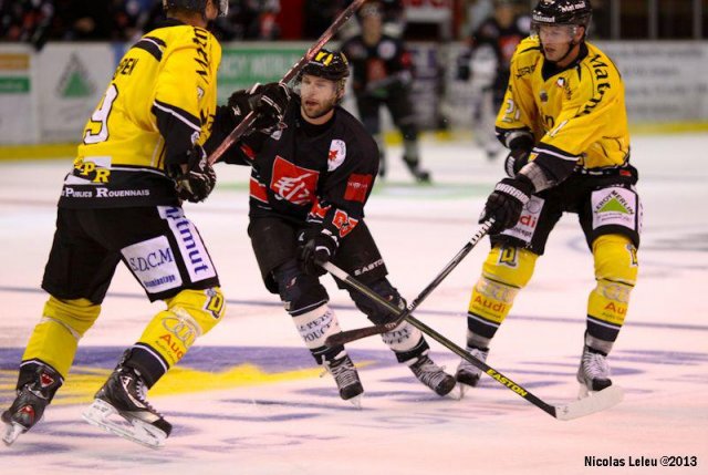 Photo hockey reportage Amicaux : Rouen s'impose à Amiens