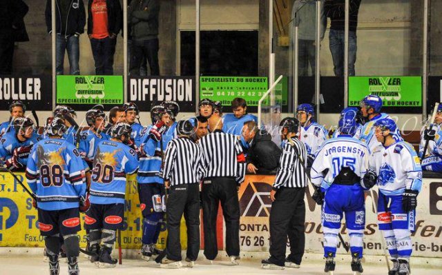 Photo hockey reportage Répétition générale avant le championnat