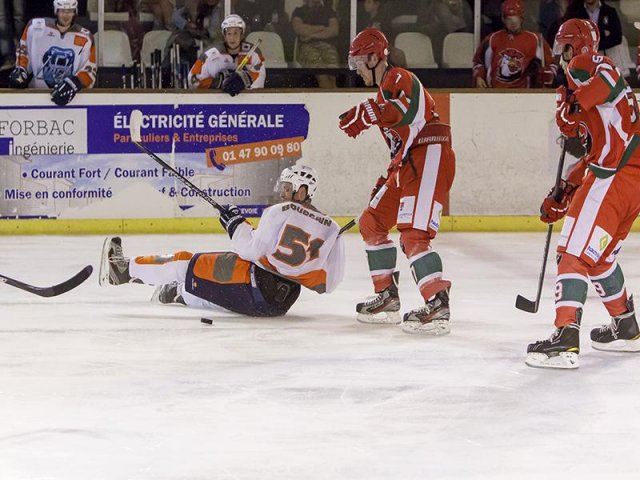 Photo hockey match Courbevoie  - Montpellier  le 07/09/2013