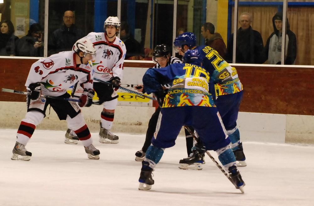 Dijon  1 - 6 Briançon 