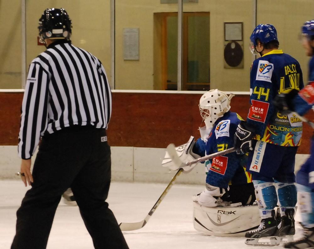Dijon  1 - 6 Briançon 