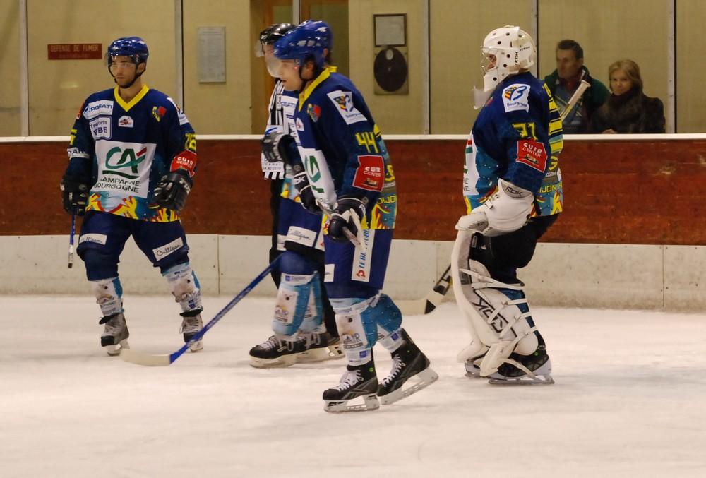 Dijon  1 - 6 Briançon 