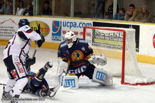Photo hockey match Chamonix  - Angers  le 14/09/2013