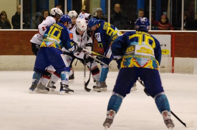 Photo hockey match Dijon  - Briançon  le 25/11/2008