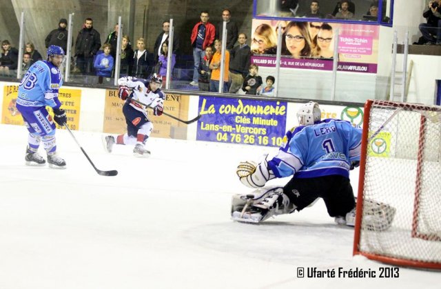 Photo hockey match Villard-de-Lans - Grenoble  le 14/09/2013