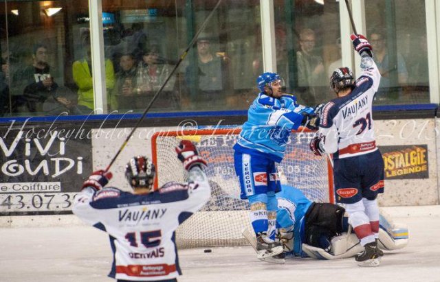 Photo hockey match Villard-de-Lans - Grenoble  le 14/09/2013