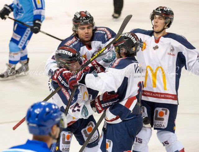 Photo hockey match Villard-de-Lans - Grenoble  le 14/09/2013