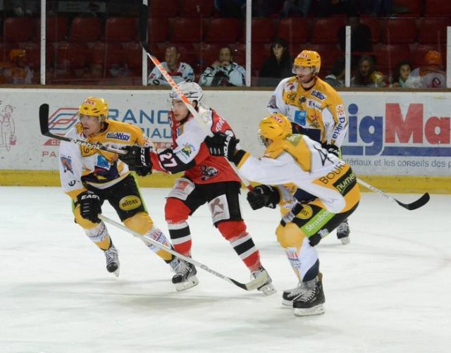 Photo hockey match Briançon  - Strasbourg  le 14/09/2013