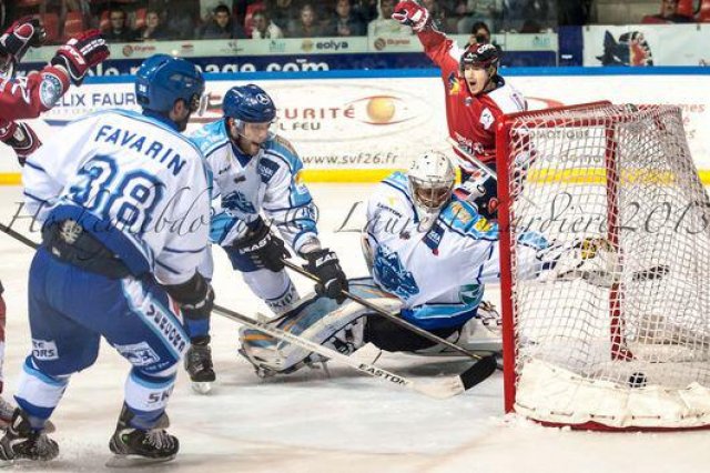 Photo hockey match Grenoble  - Villard-de-Lans le 24/09/2013
