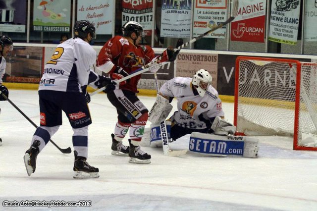 Photo hockey match Morzine-Avoriaz - Chamonix  le 12/10/2013