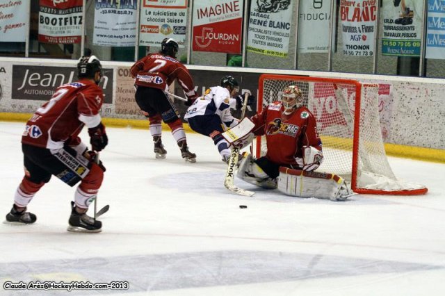 Photo hockey match Morzine-Avoriaz - Chamonix  le 12/10/2013