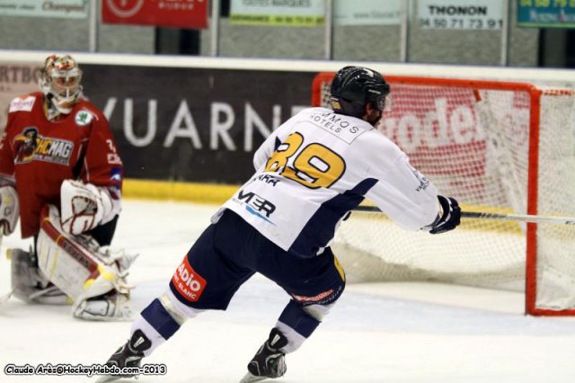Photo hockey match Morzine-Avoriaz - Chamonix  le 15/10/2013