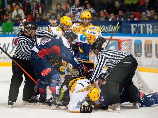 Photo hockey match Grenoble  - Strasbourg  le 19/10/2013