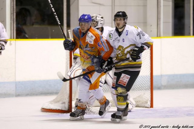 Photo hockey match Clermont-Ferrand II - Chambéry II le 19/10/2013