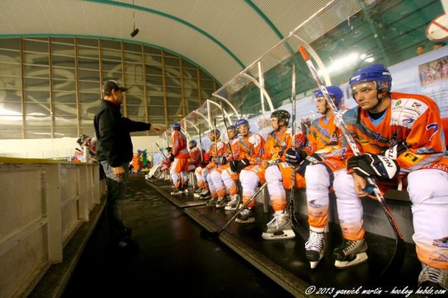 Photo hockey match Clermont-Ferrand II - Chambéry II le 19/10/2013