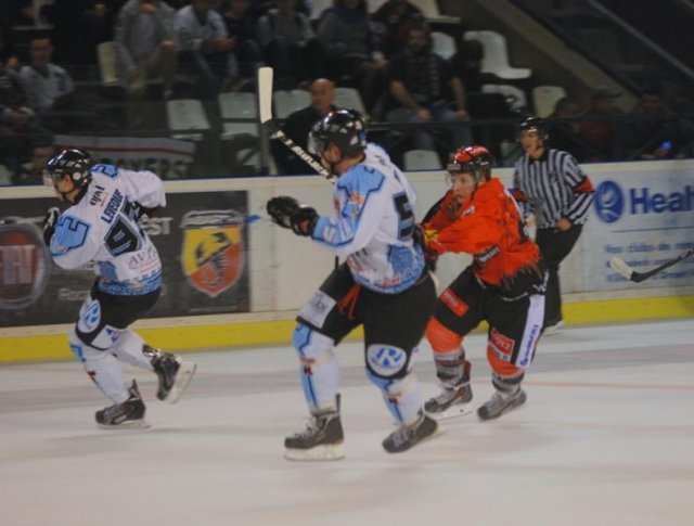 Photo hockey match Bordeaux - Tours  le 22/10/2013